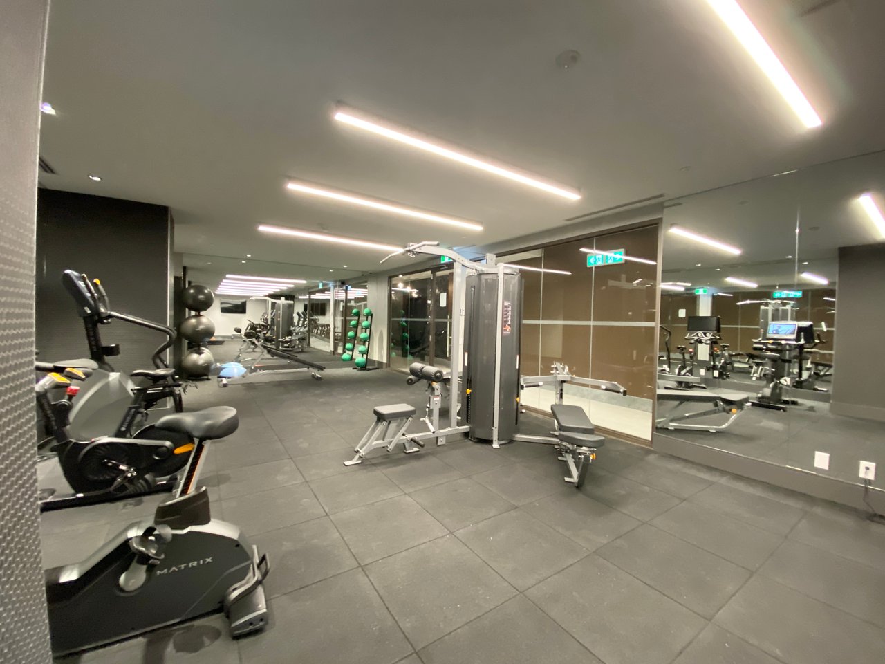 8 Widmer Street 2005