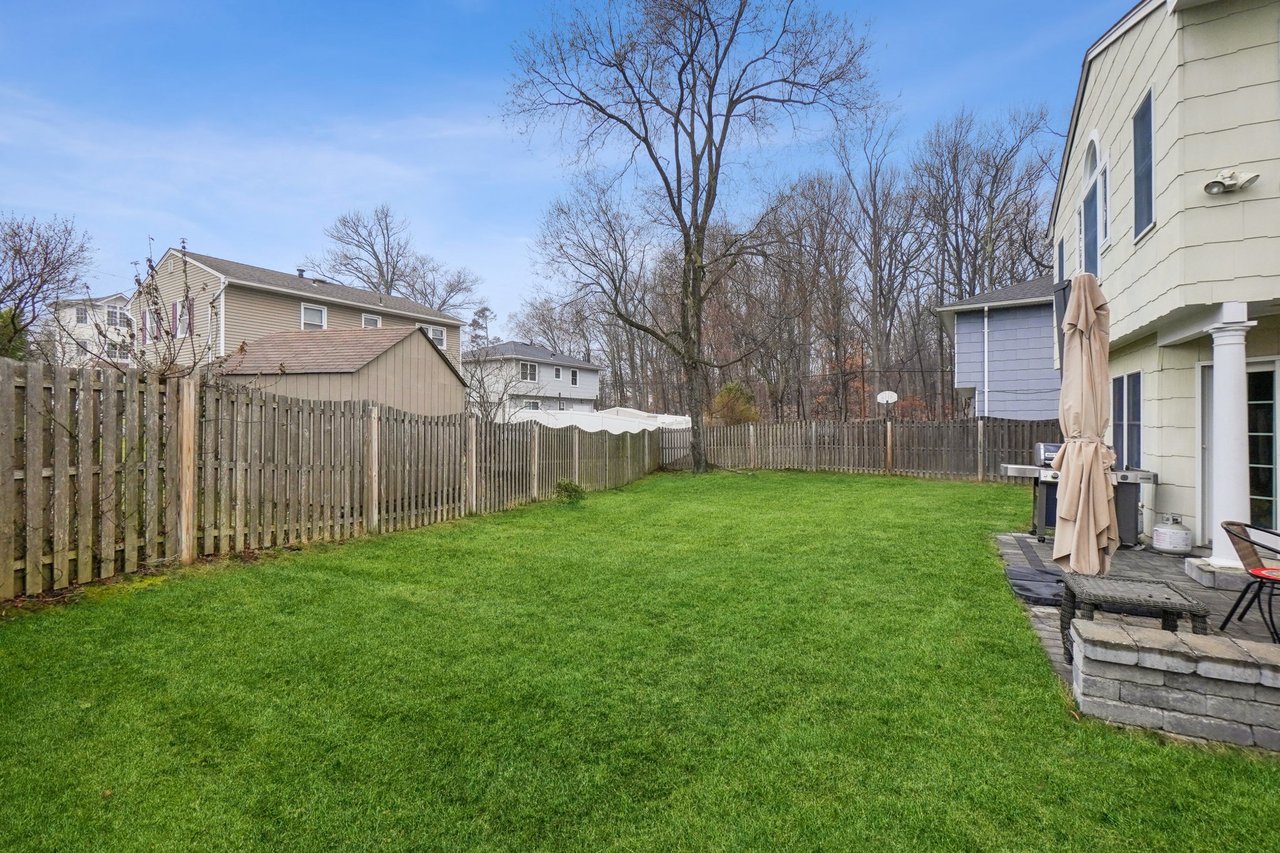 939 Brown Ave