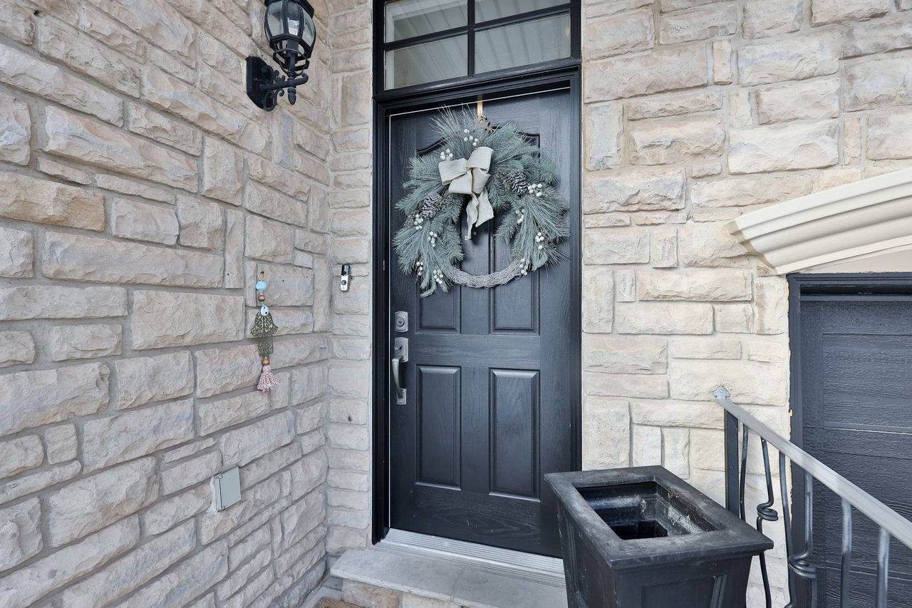 469 Stratford Road, Oakville