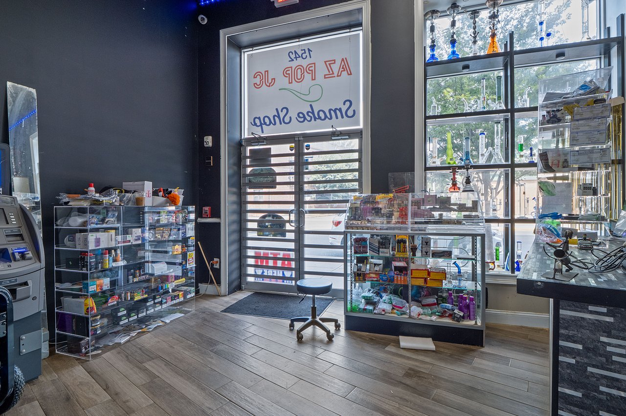 Fully Built-Out Smoke Shop | Turnkey Business Opportunity