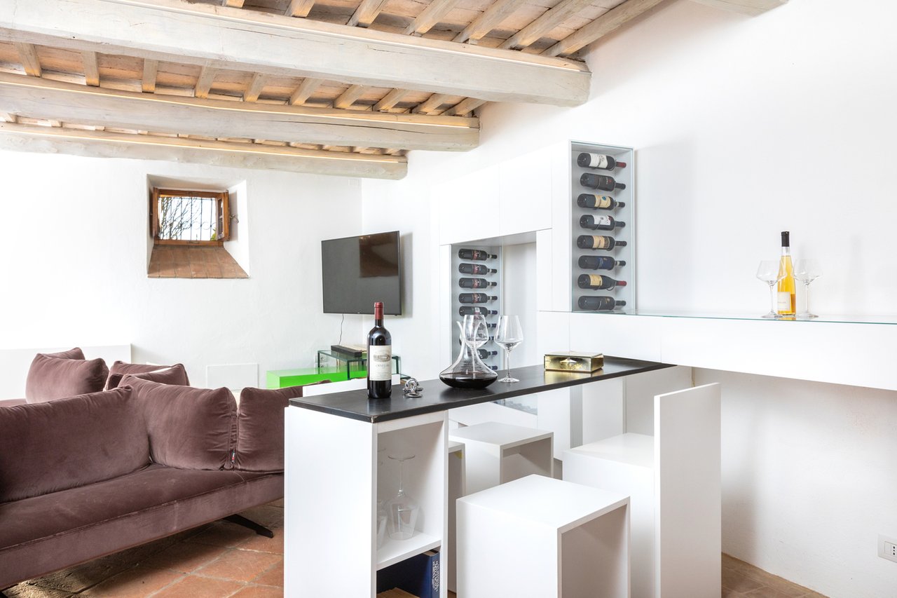 Country Luxury Home For Rent in Valdorcia
