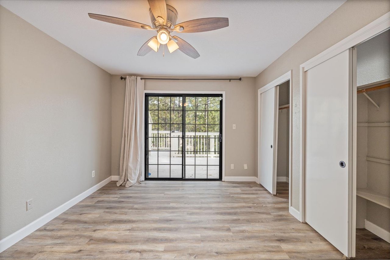 50850 Smoke Tree Trl, 