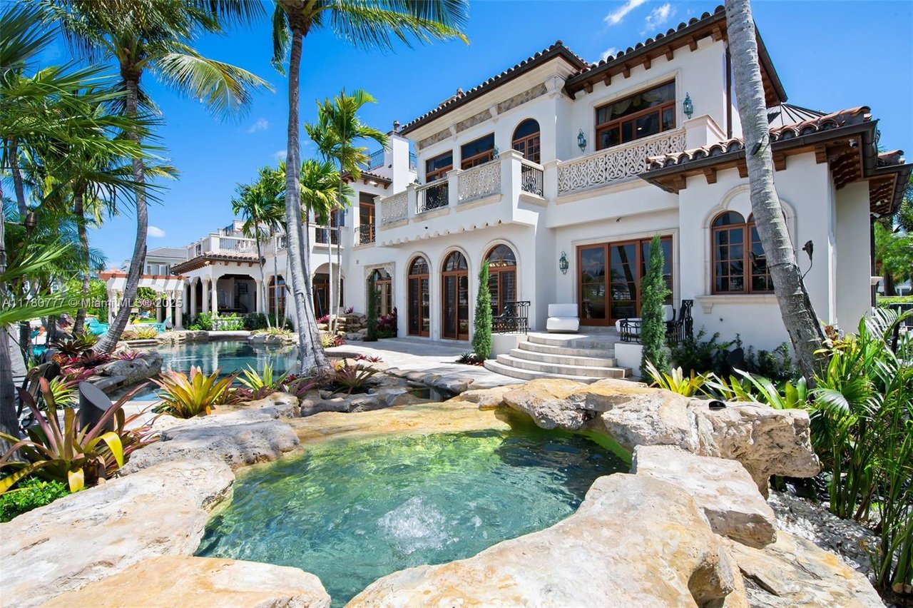 2509 Aqua Vista Blvd