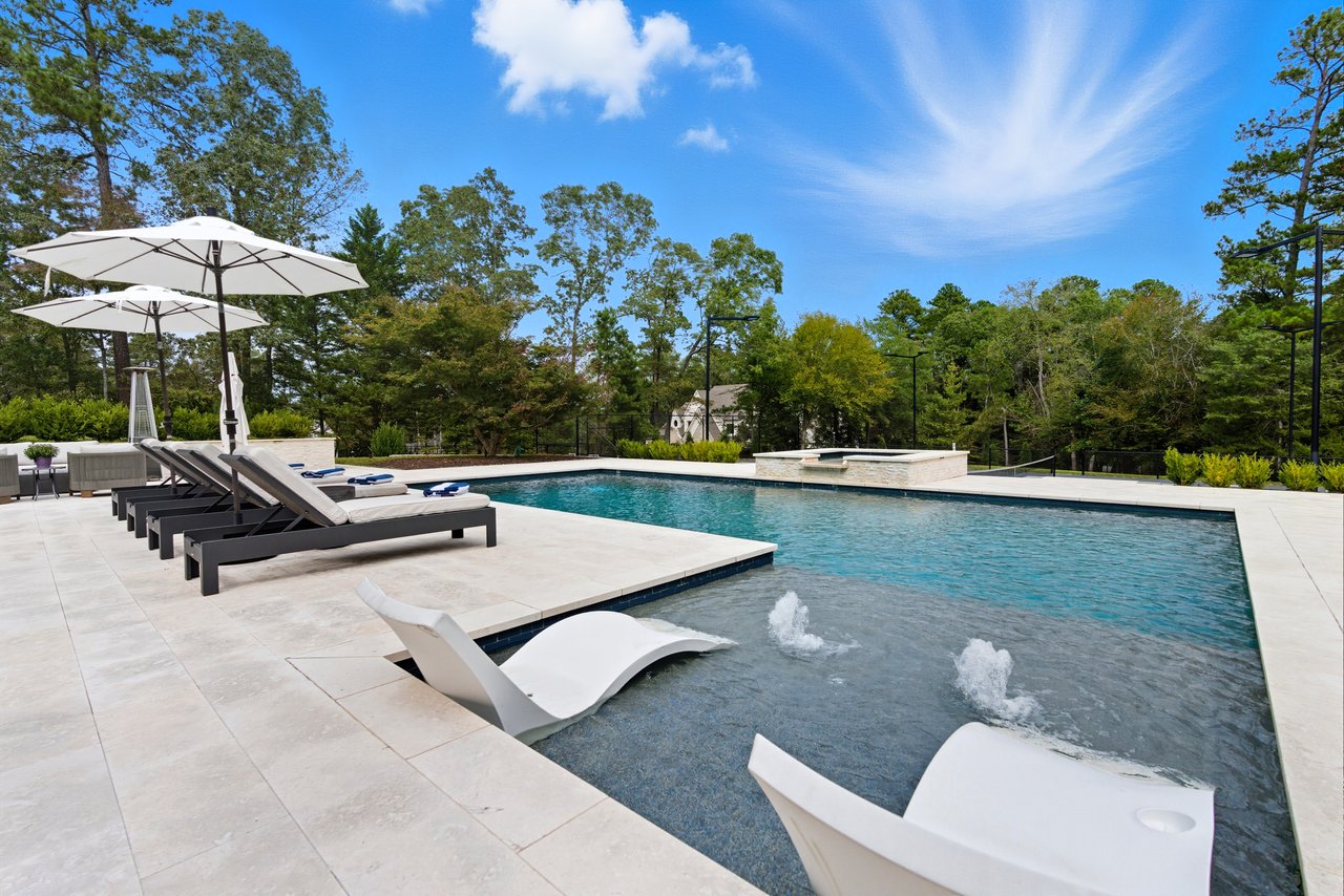 Life Style of living in a home with Luxury Pool