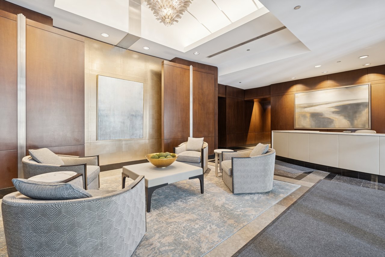 530 N Lake Shore Dr APT 2604, Chicago, IL 60611