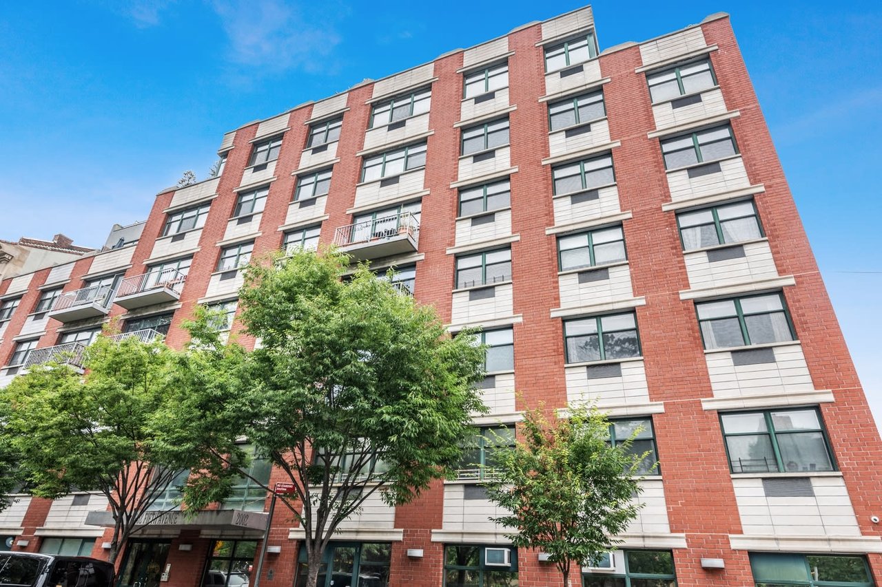2002 5th Avenue Unit: 6-B