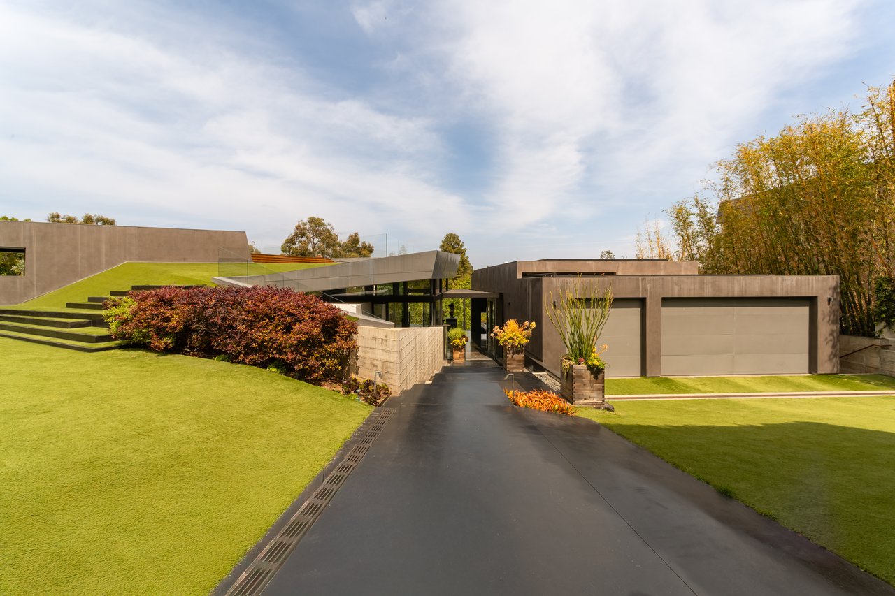 314 N Barrington Ave, Brentwood