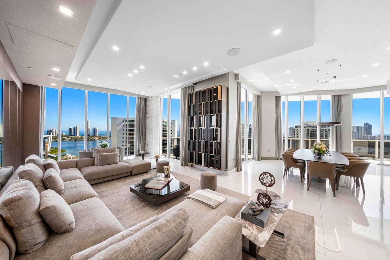 4100 Island Blvd # 1 Unit: PH-1