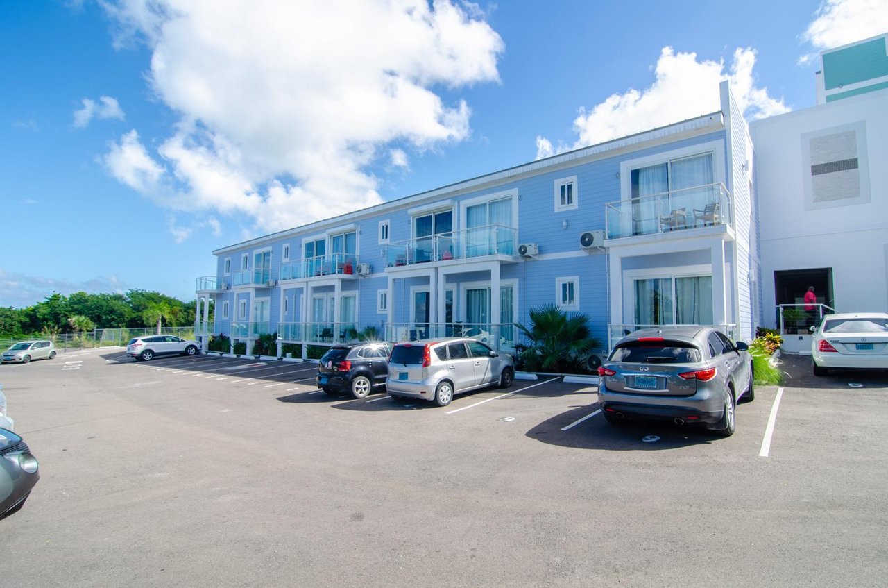 Stunning 1 Bedroom With Ocean View