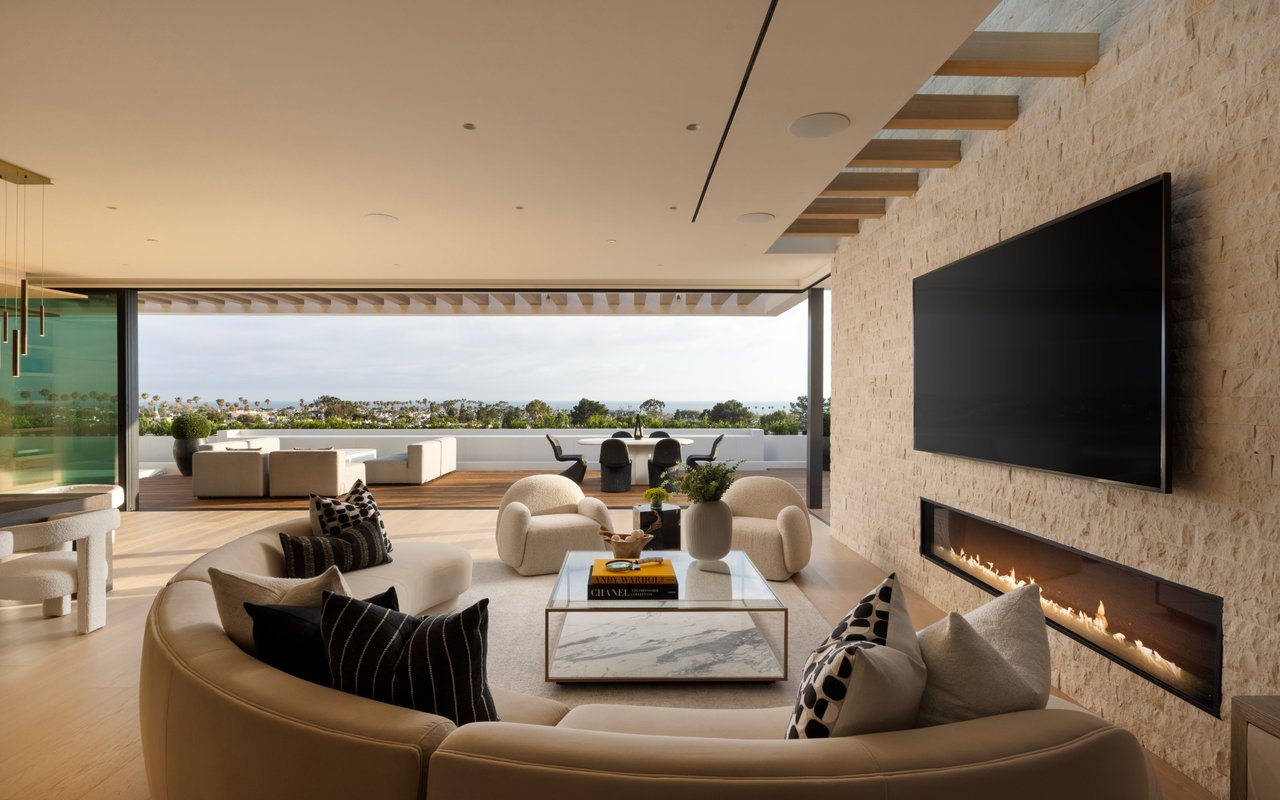 2519 Harbor View Drive