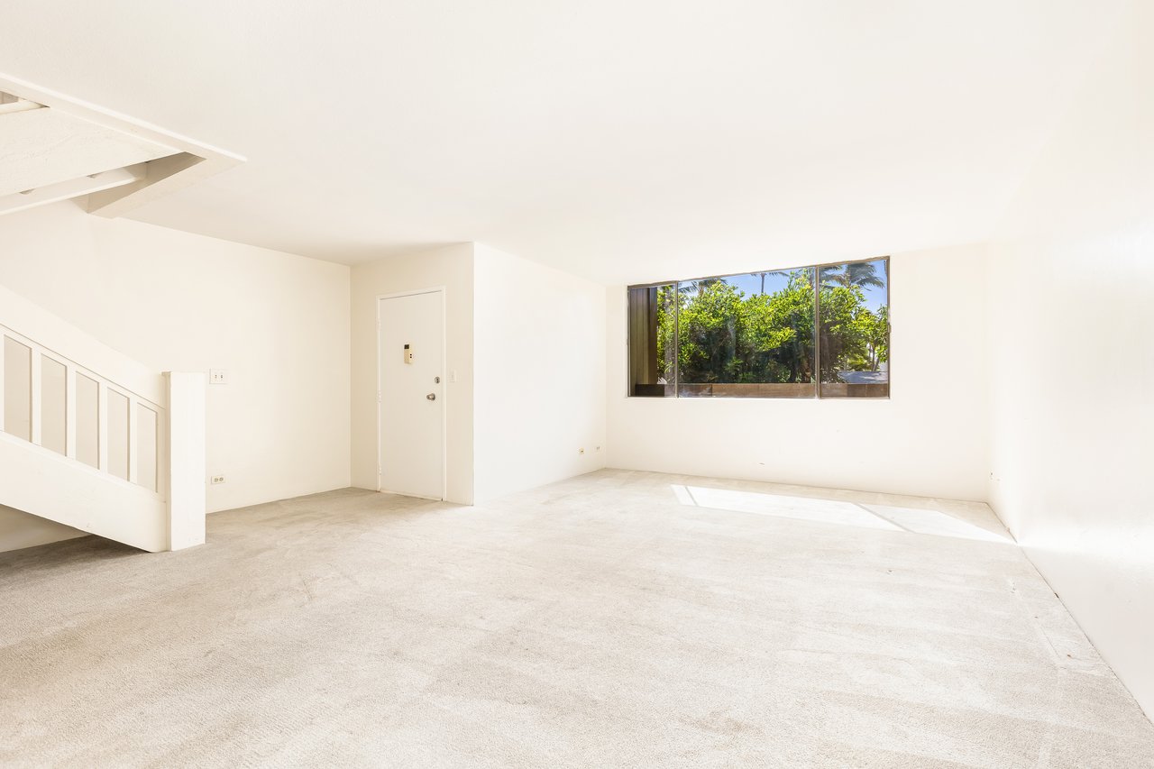 300 Kawaihae St #300E