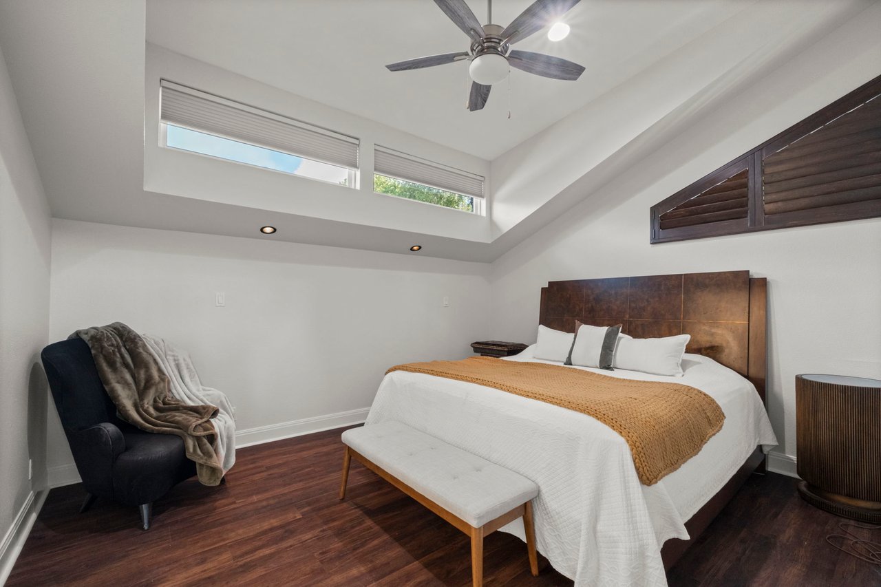 A Slice of Texas Charm in Alamo Heights