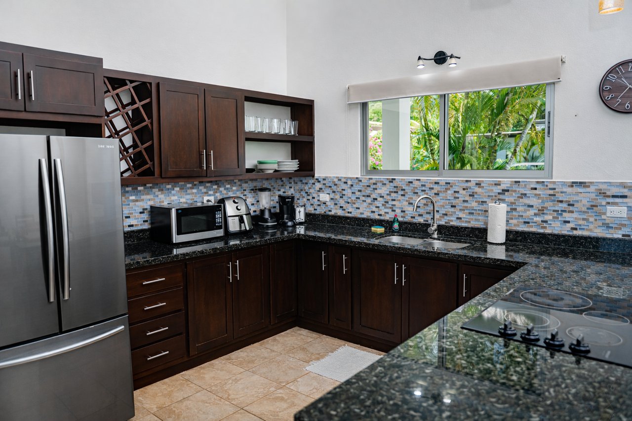 3 Bedroom Home Walking Distance to Playa Chaman – Villas del Sol, Bahía Ballena