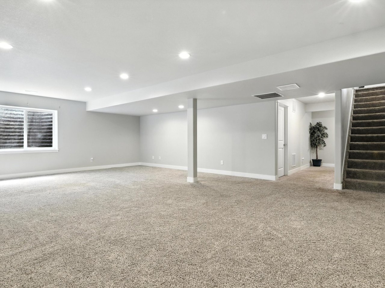 5618 Makalu Drive