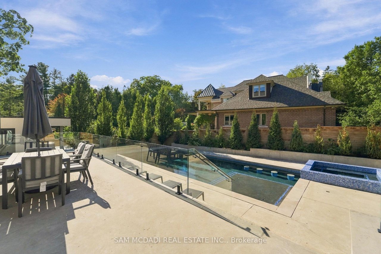 112 Elton Park Road