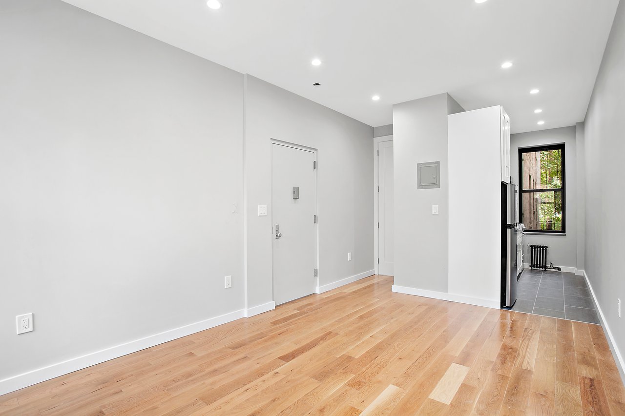 482 Tompkins Avenue UNIT 3D