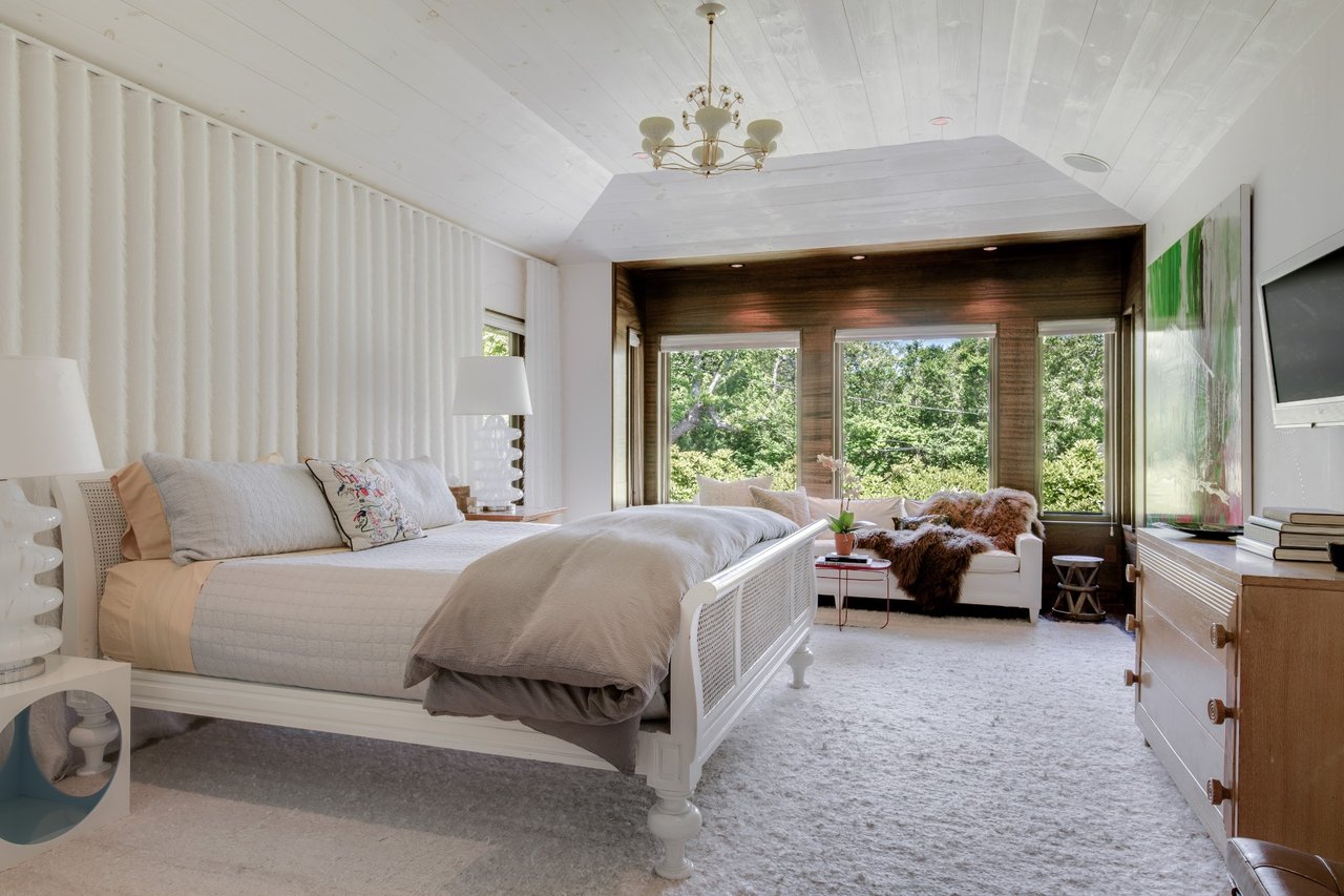 448 Further Lane, East Hampton