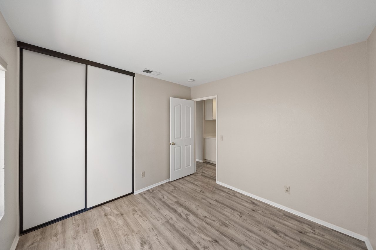 24403 Stallion Ct.