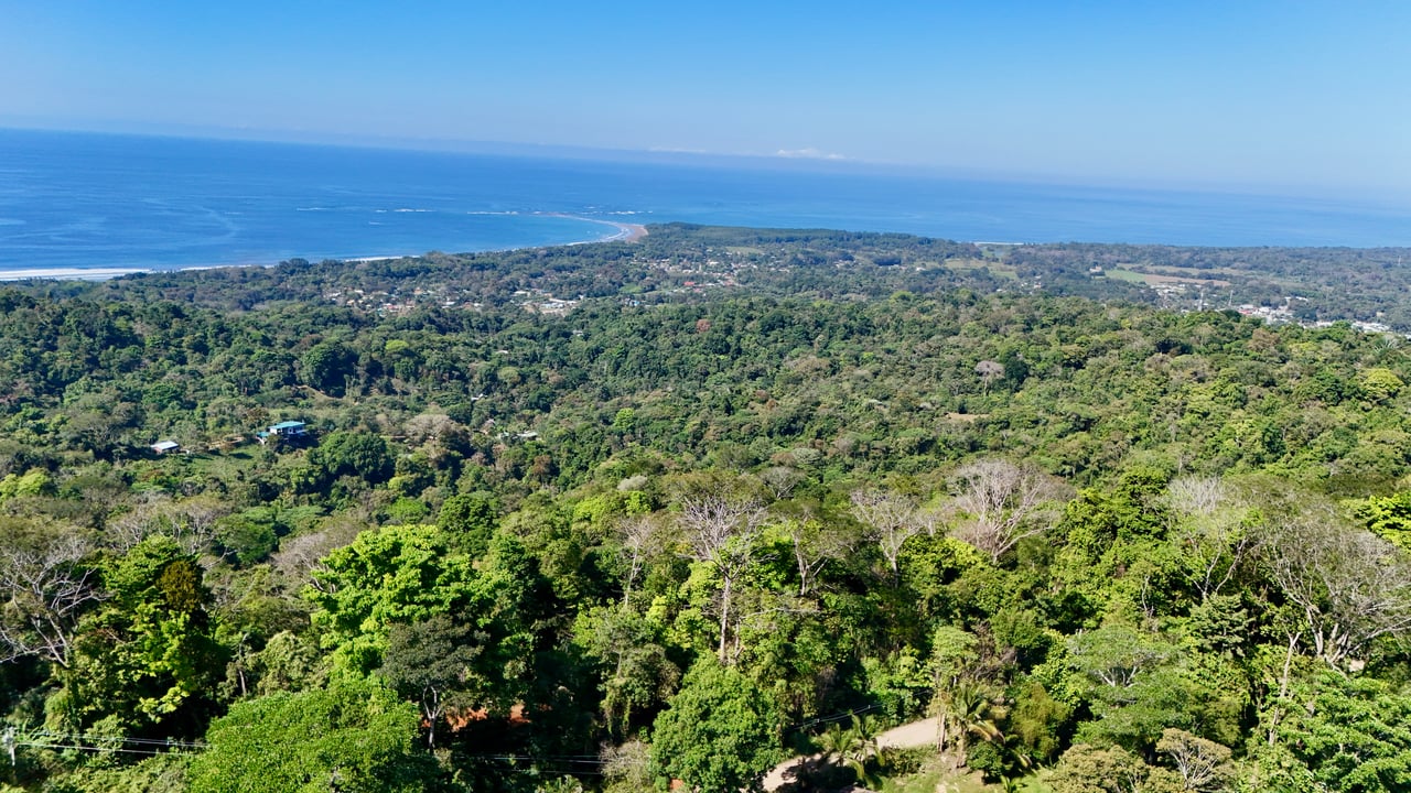 Unique Opportunity, Panoramic Ocean Views of the Whale's Tail Beach!