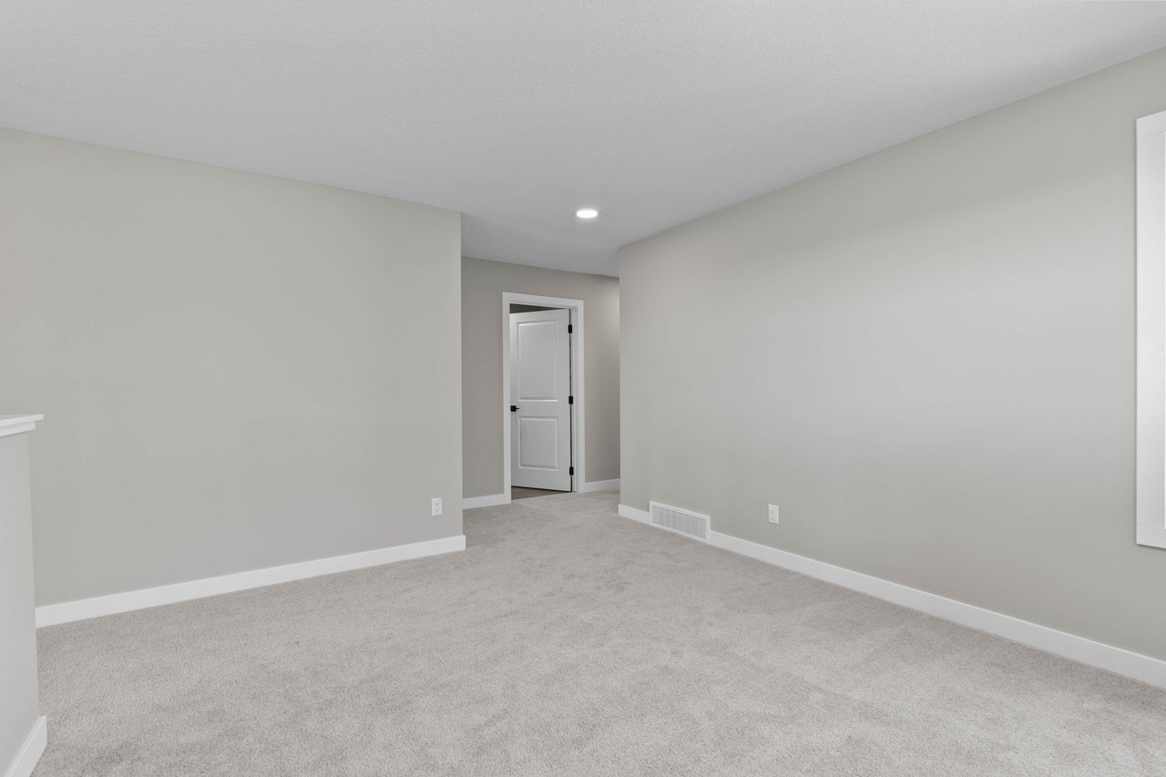 159 Belvedere Crescent SE