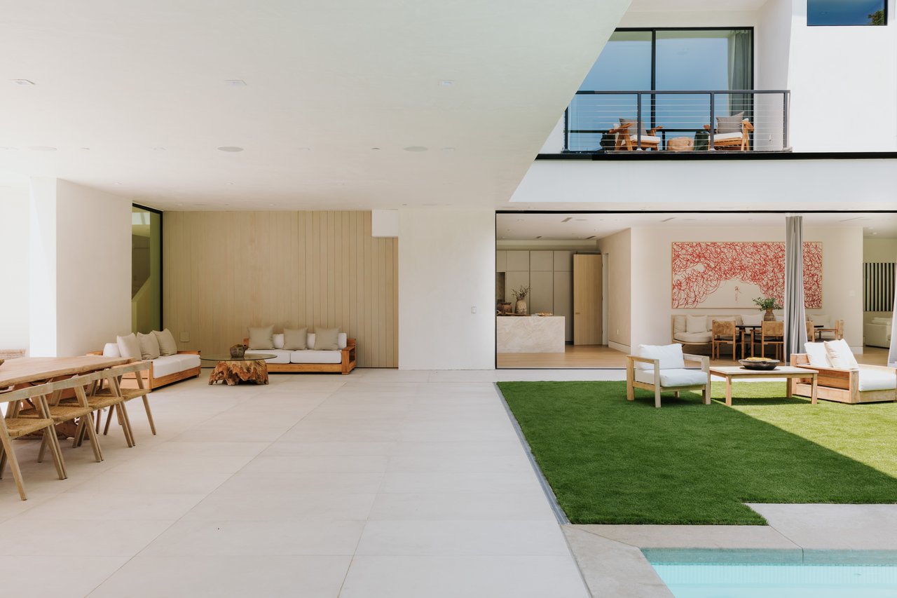 260 S Canyon View Dr