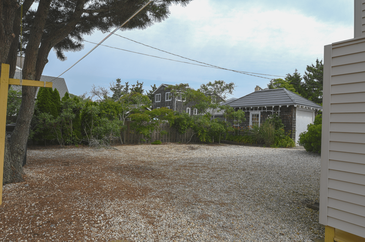 1010 S Beach Avenue, Beach Haven