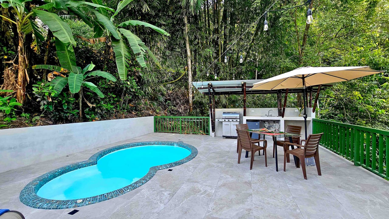 Private 2-Bedroom Jungle Retreat for Sale in Manuel Antonio