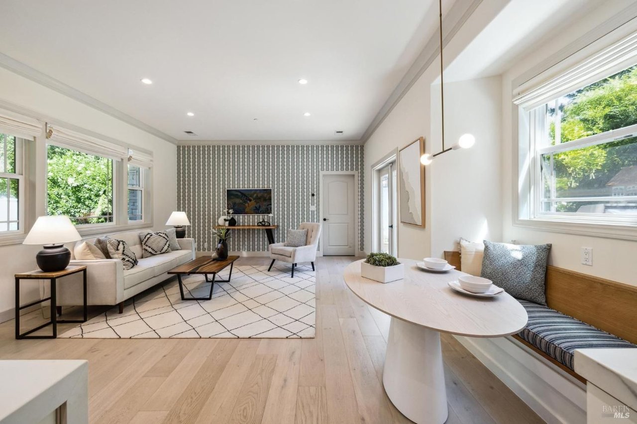 10 Tarry Rd