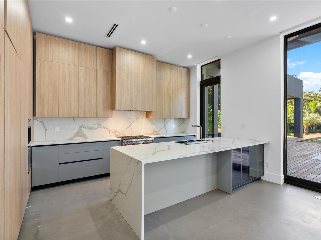 871 NE 83rd Street