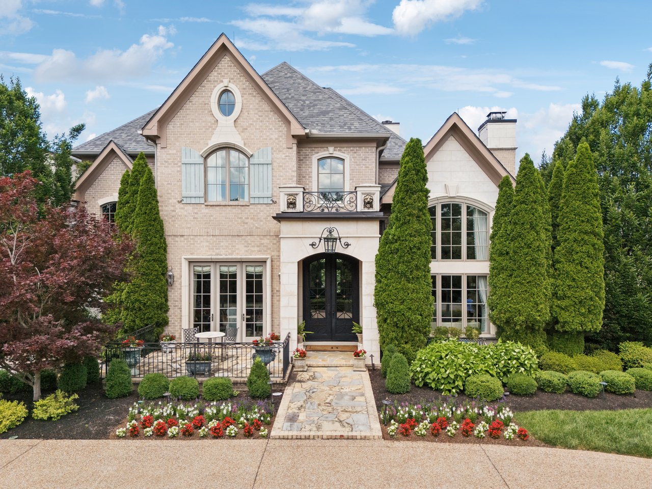 455 Canterbury Rise