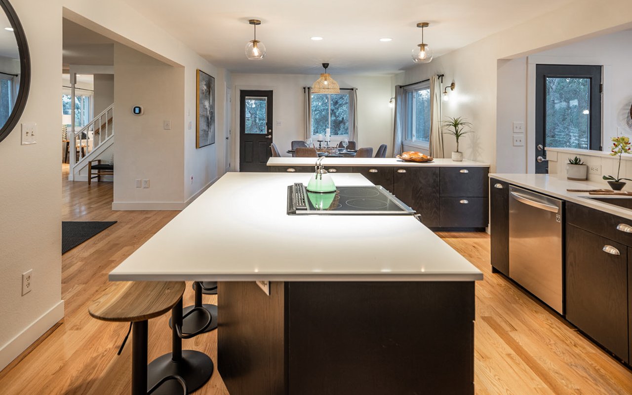 10394 Macedonia Street