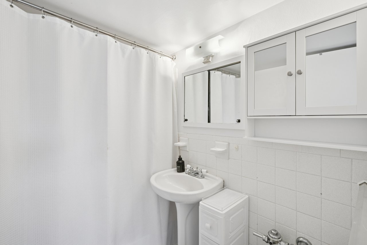 335 East 51st Street 10F