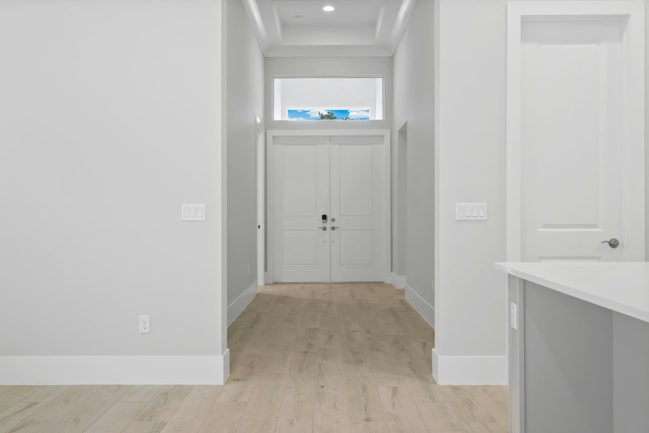 4243 Lucaya Pointe Wy