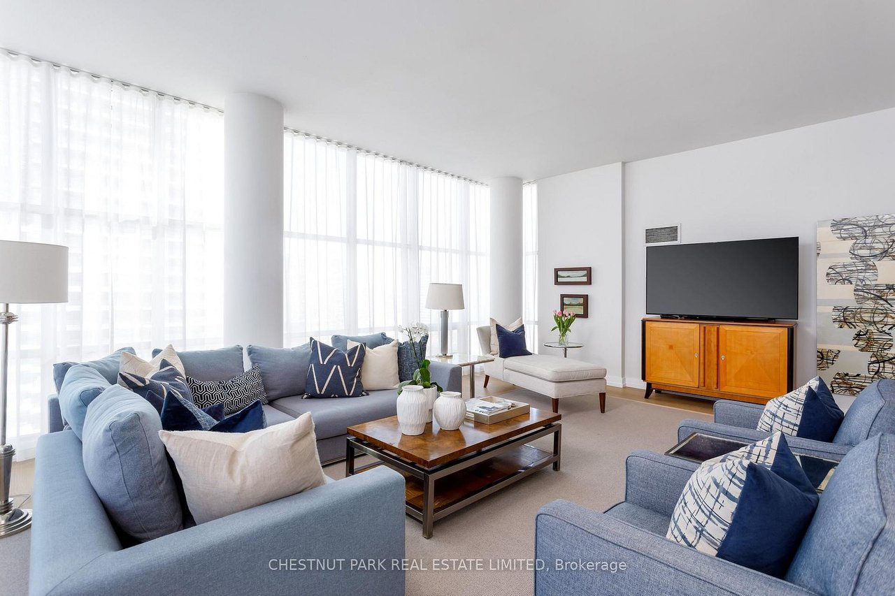 ABOVE THE CITY PENTHOUSE 