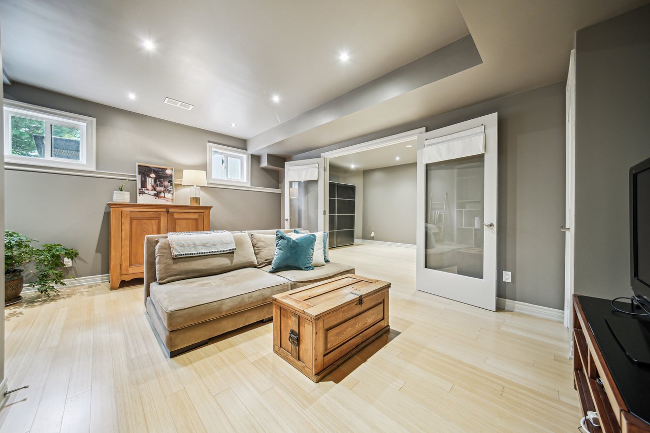 Fully Renovated Turnkey Home in West Oak Trails 