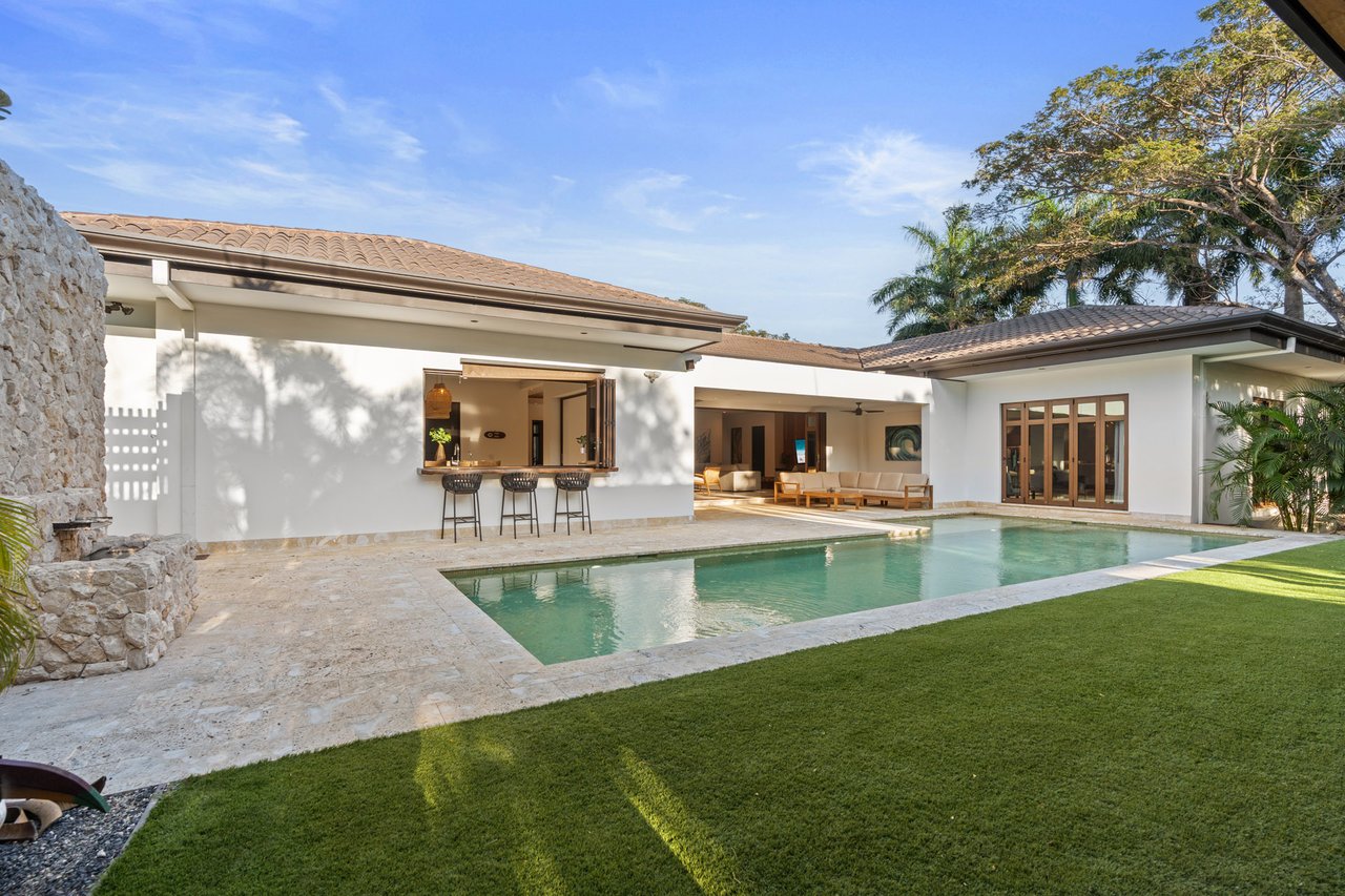 The Tides | A Luxury Coastal Retreat in Hacienda Pinilla