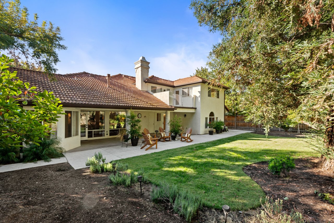 841 E Country View Circle