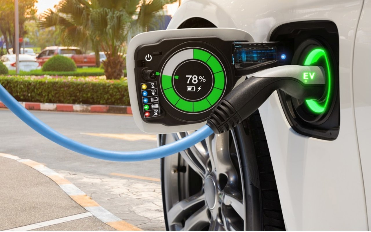 It's Ok to Plug in Electric Cars in Texas