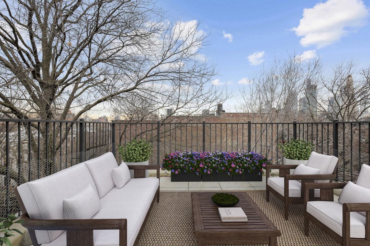 84 6th Avenue, Apt 4