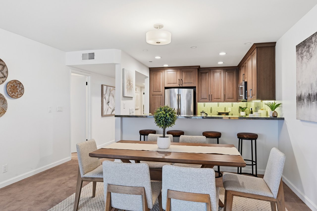 855 La Playa Street 366