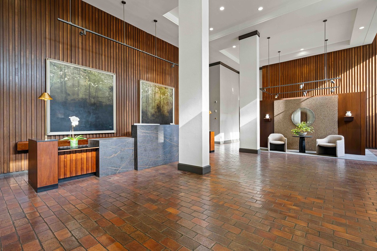 2575 Peachtree Road NE Unit 4H