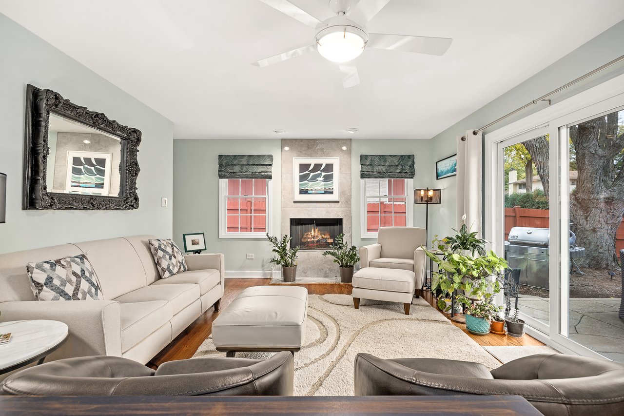 317 39th St, Downers Grove