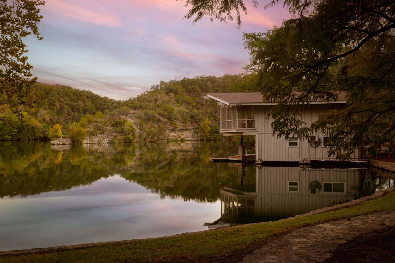 The Peninsula of Lake Austin 