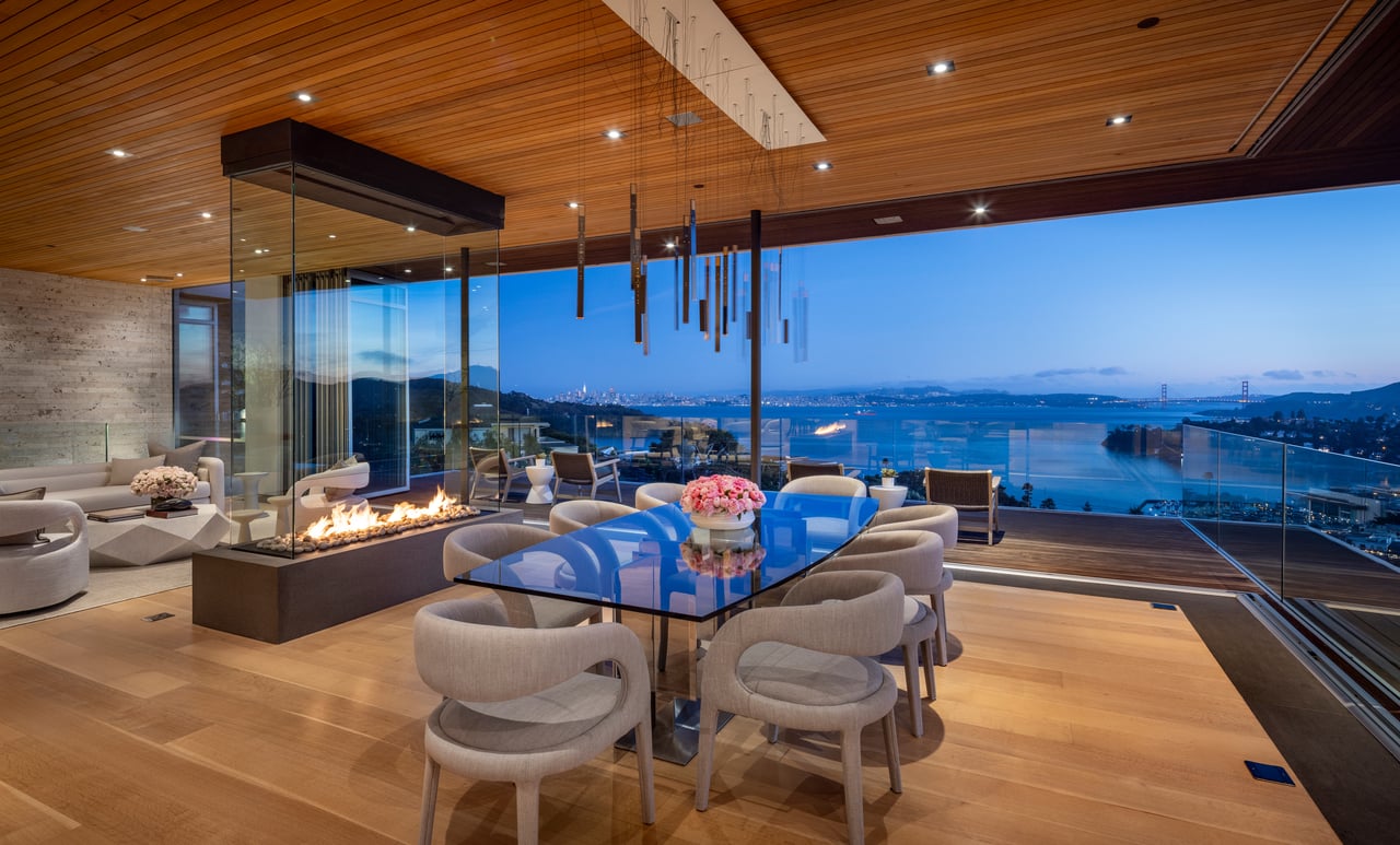Iconic Modern Estate