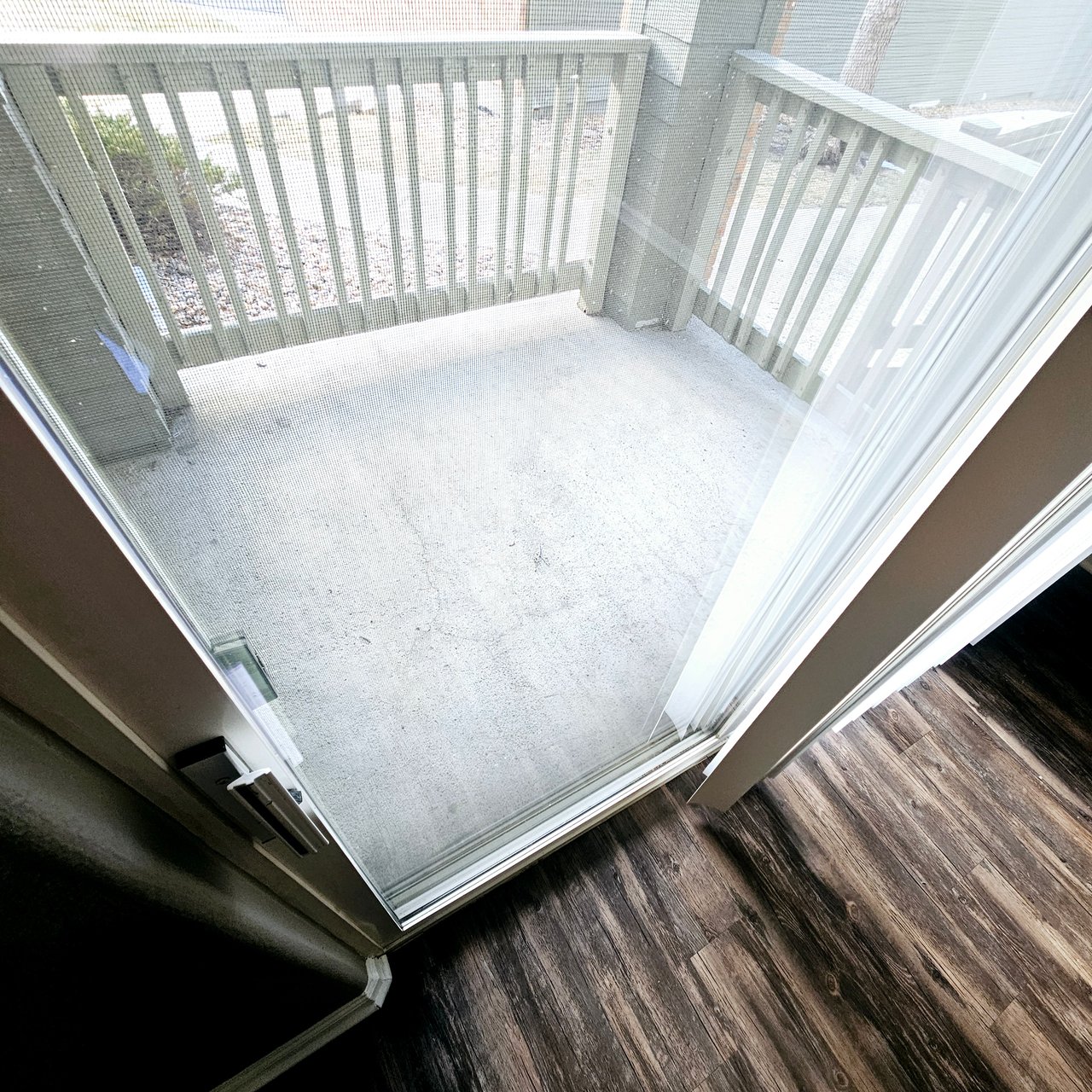 Studio 1 Bath Apartment with Garage included 