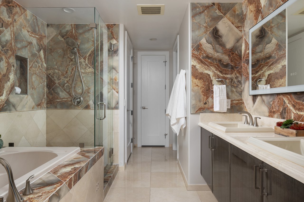 140 E RIO SALADO Parkway 1101