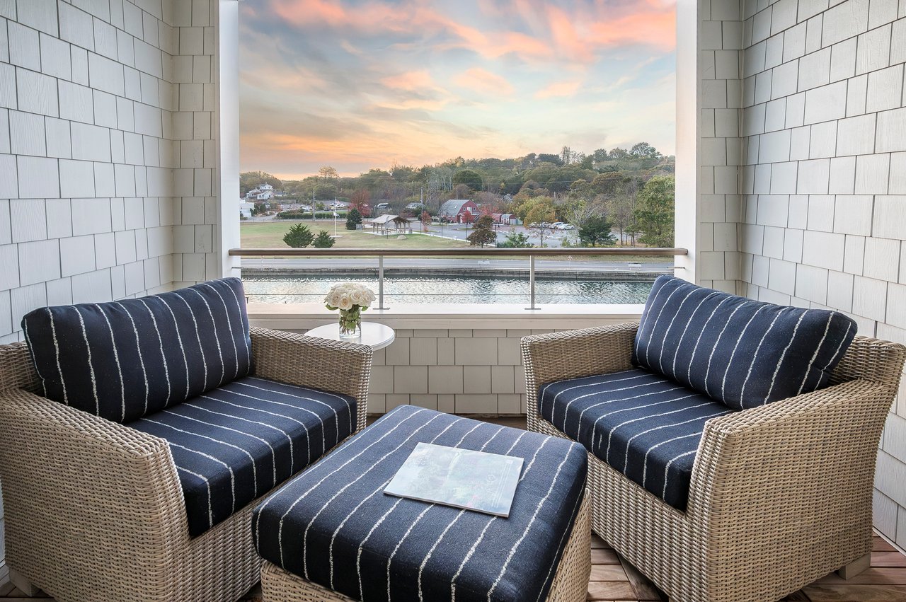 15 Old Boathouse Lane S