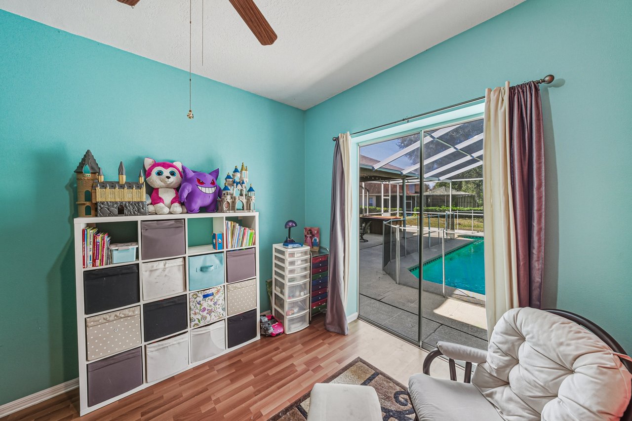 3926 Meadowlark Court