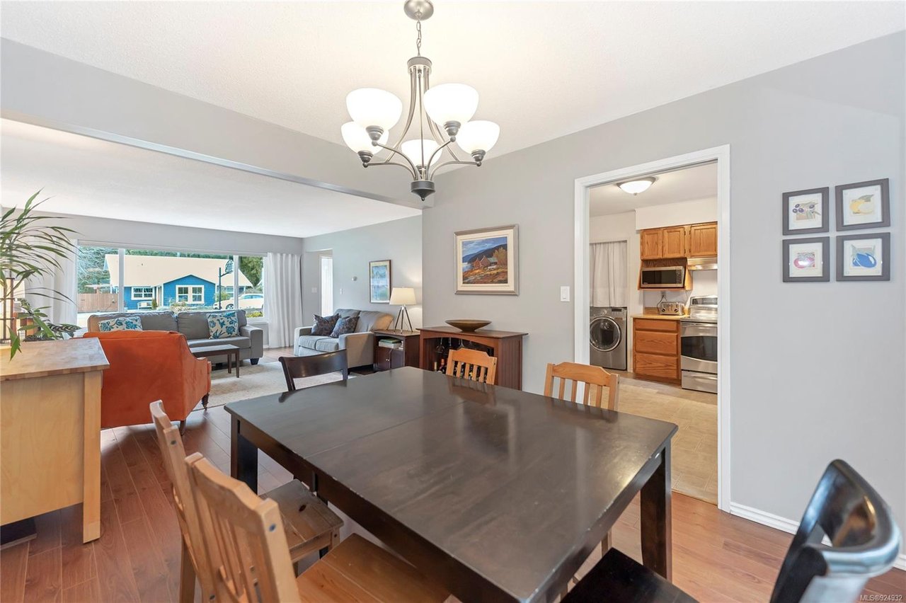 7639 Sigmar Pl
