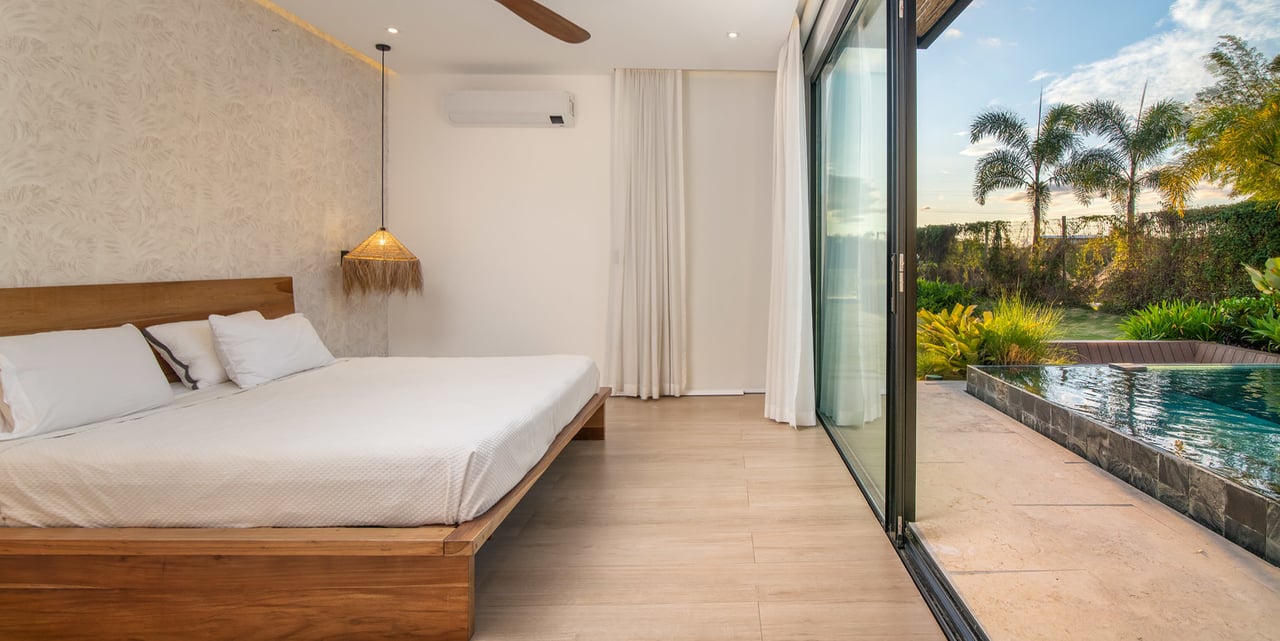 Contemporary Tropical Golf Estate, Santa Ana, San Jose